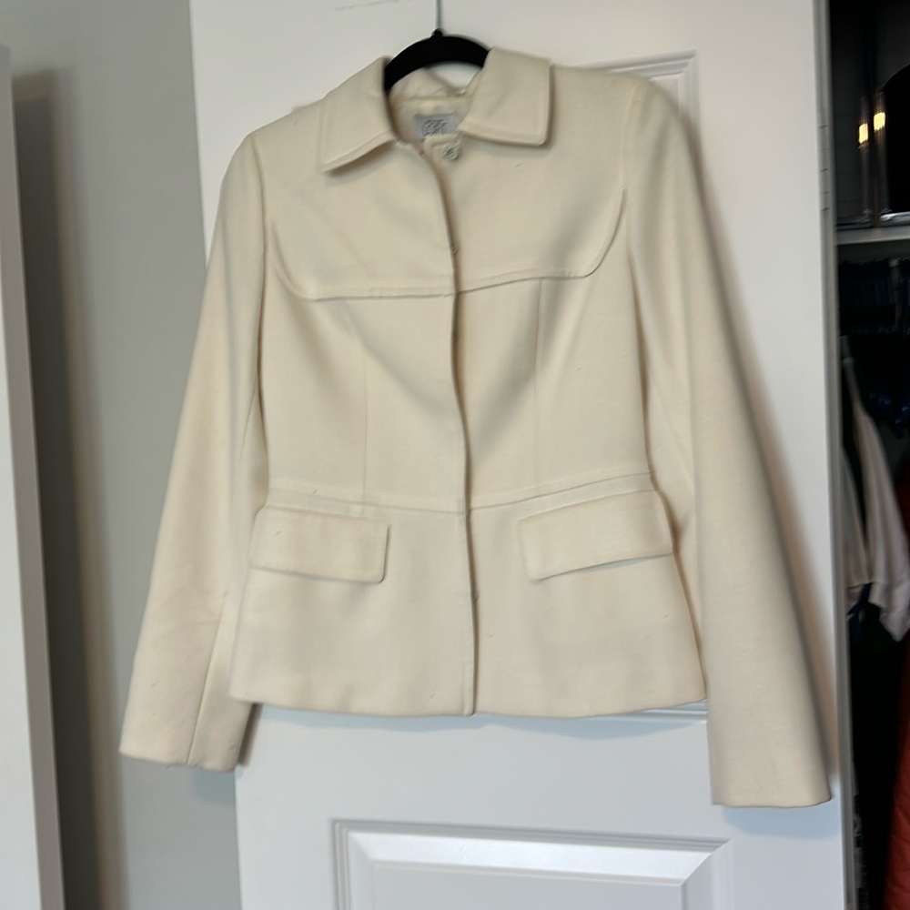 Ann Taylor LOFT White Jacket Size 2